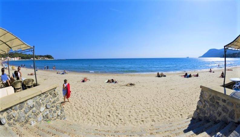Studio Romy Les Pieds Dans L'Eau 10 M De La Mer 라센느쉬르메르 외부 사진